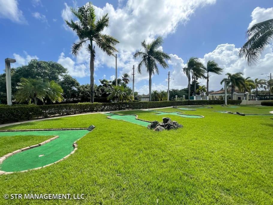 Upscale Condo At Aquatika Beach & Vacation Villas Loiza Buitenkant foto